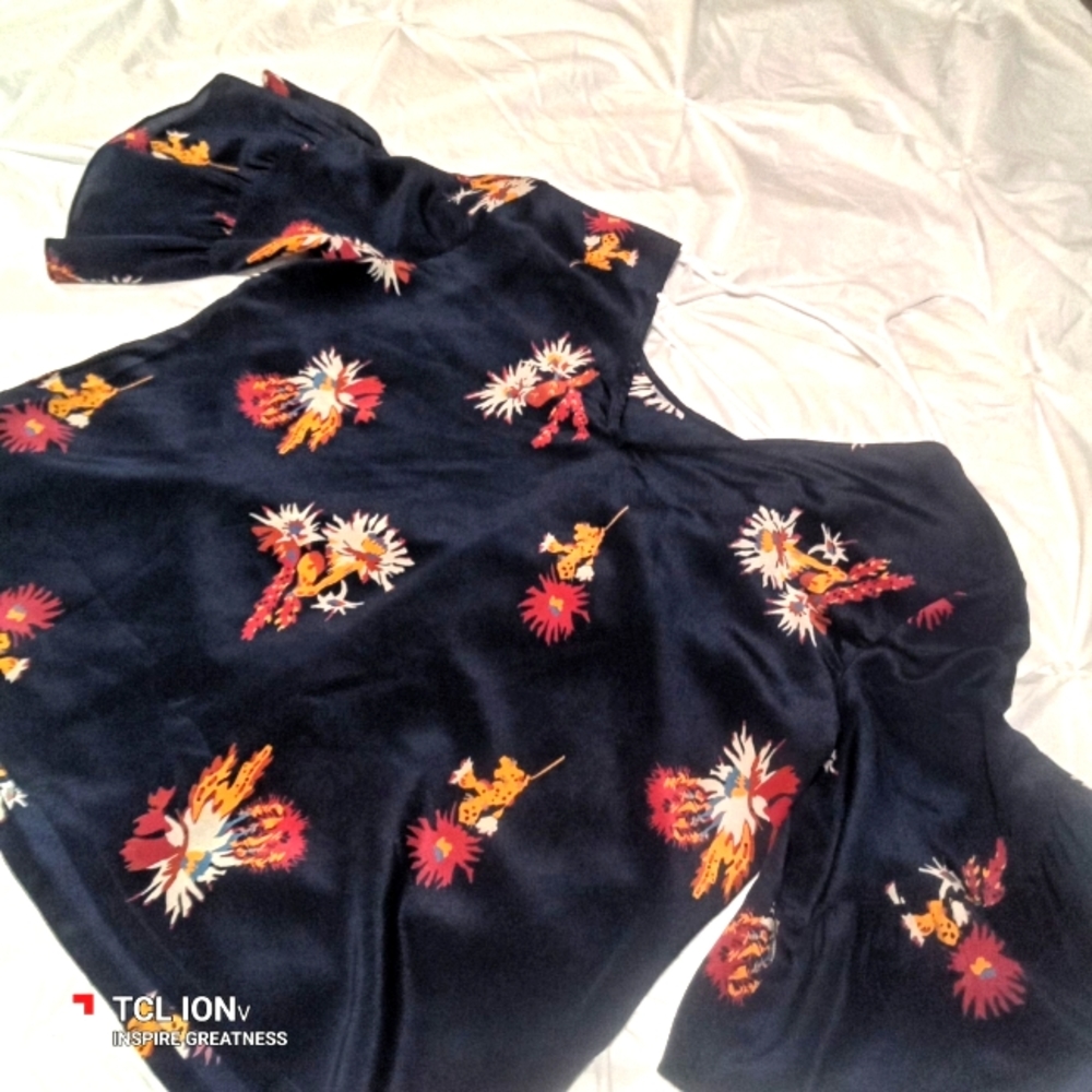 Madewell size small 100% silk blouse